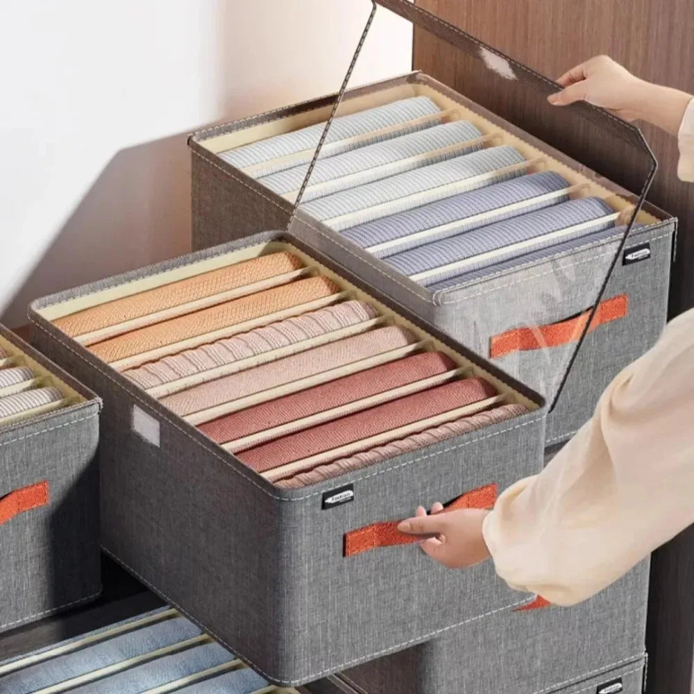 Sammenleggbar oppbevaringsboks